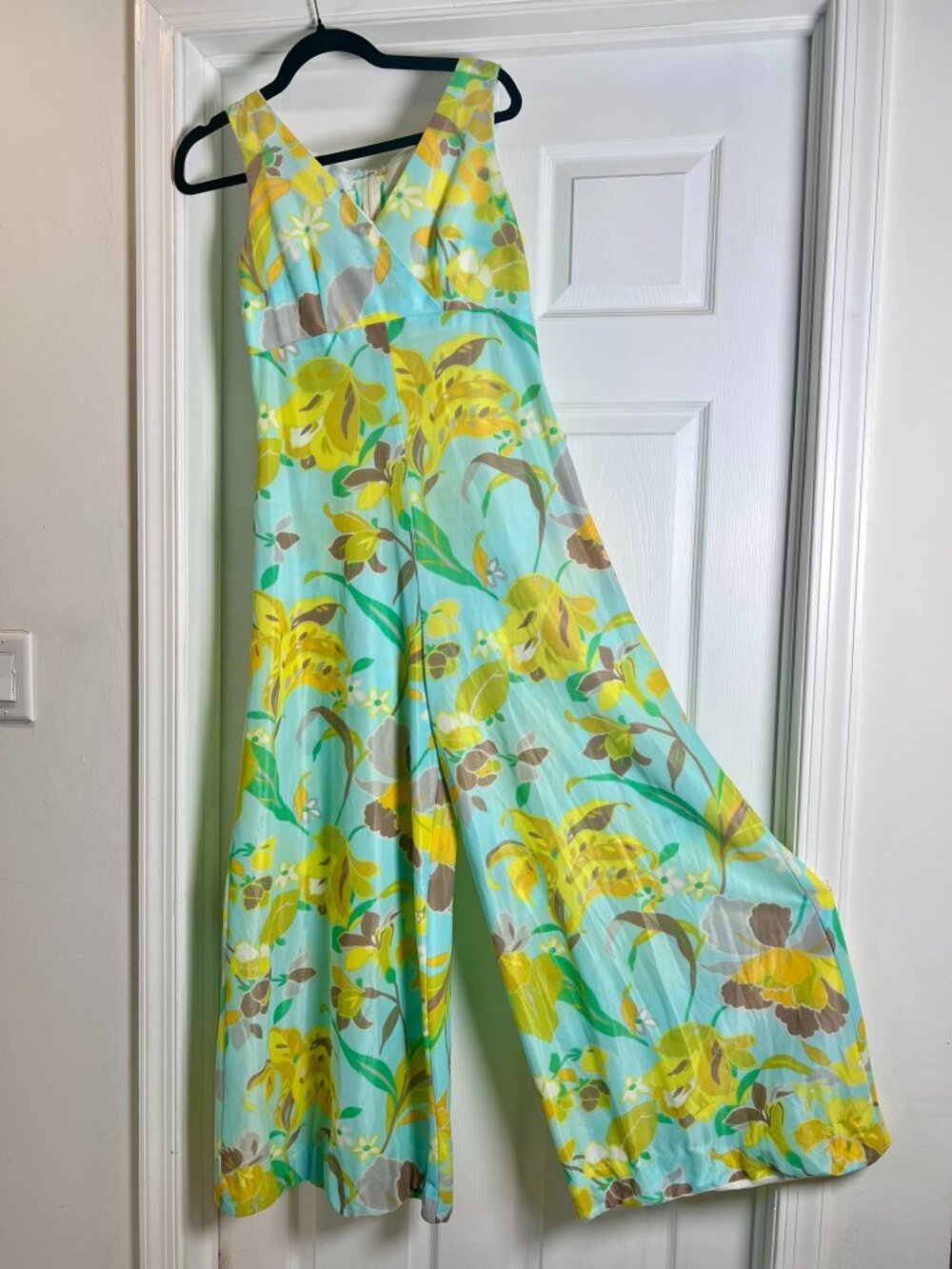Vintage 1960s 1970s  Hawaiian style floral handmade jumpsuit